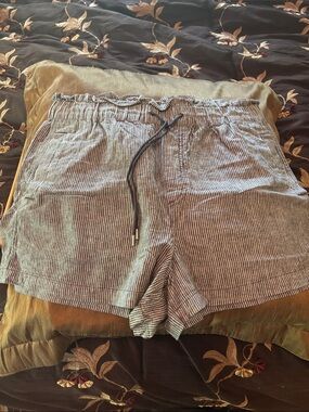 LOFT Striped High-Waist Drawstring Shorts in Black and White